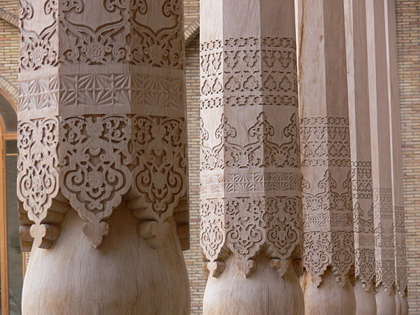 piliers d'une mosquée à Tachkent