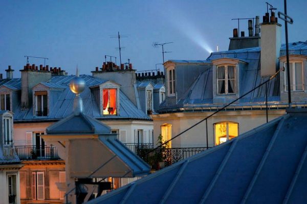 Vœu - Toits de Paris au crépuscule